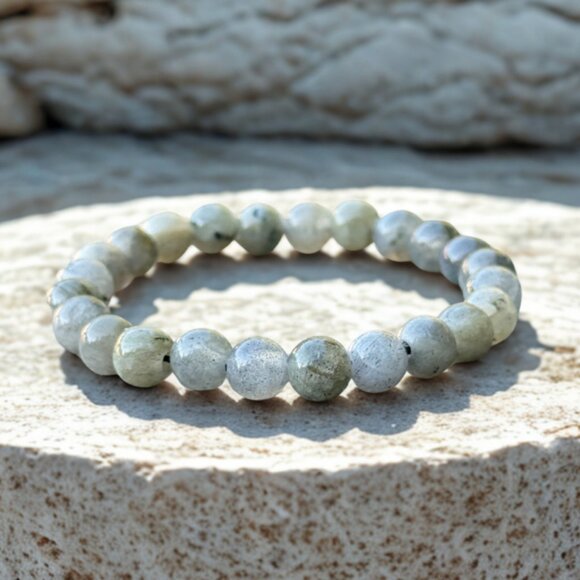 Natural Gray Labradorite Gemstone Handmade Beaded Stretch Bracelet (8MM) - Picture 1 of 10